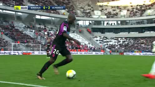 图片报：不确定于帕是否将手术 戴维斯长期休战拜仁须付前6周工资